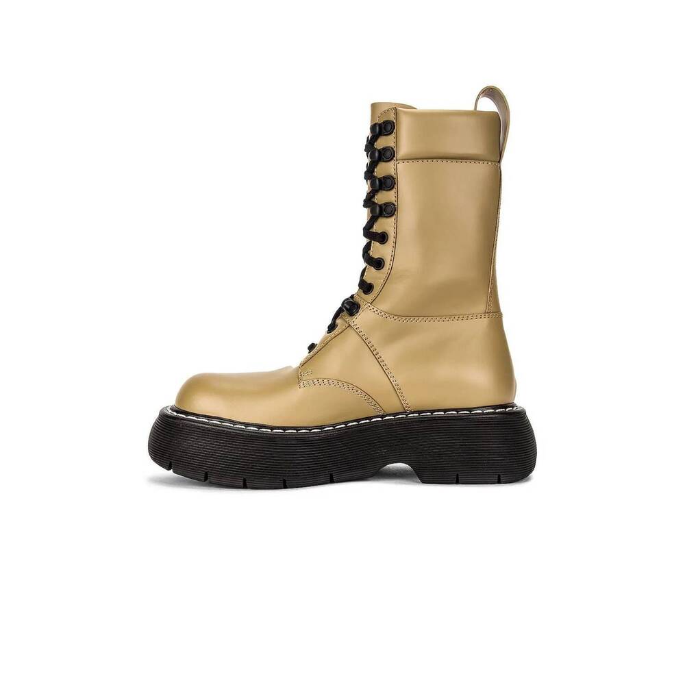 NEW BOTTEGA VENETA women's bounce lace-up boots in black/ gold